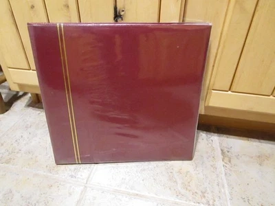 CONNOISSEUR SCRAPBOOK PHOTO ALBUM 12 X 12 NEVER USED 12 PAGES FRONT AND BACK 24 - Image 1 of 4