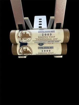 2009 1C LINCOLN CENT MINT WRAPPED ROLL P&D SET - Professional Life - 2 Rolls - Image 1 of 2