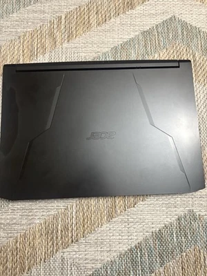 Portátil Gaming Acer Nitro 5 1920 x 1080 17,3 pulgadas Buen Estado Sin Caja ni Manual Foto 1 de 4