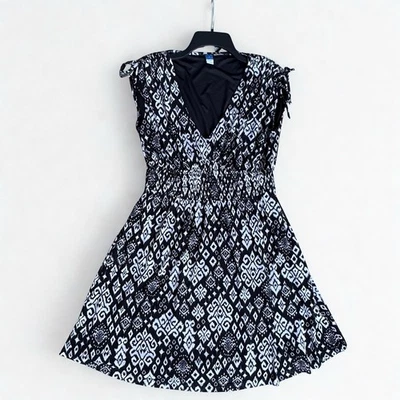 Antiguo Vestido Azul Marino Negro Blanco Estampado Tribal M Boho Sin Mangas Cuello en V Mini Foto 1 de 4