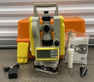 Theodolite David White DT8-05LP -Sec digitale con strumento ottico, batterie e custodia - Foto 1 di 13