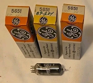 MENGE 3 GE 5651 ELEKTRONISCHE VAKUUMRÖHRE NEUER ALTER BESTAND - Bild 1 von 2