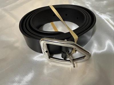 Tom Ford 商务和休闲一体机黑色男式皮带 33 ~ 42 — 第 1/4 张图片
