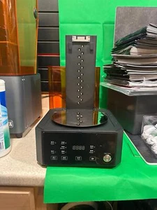 Creality 3D Printer Washing and Curing Station - Afbeelding 1 van 6