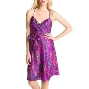 Vestido Trina Turk Devendra Seda Estampado Paisley - 6 - Imagen 1 de 10