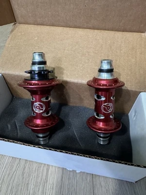 Nuevo juego de bujes LHD Red Profile Racing 36h 3/8 Cateye Foto 1 de 2