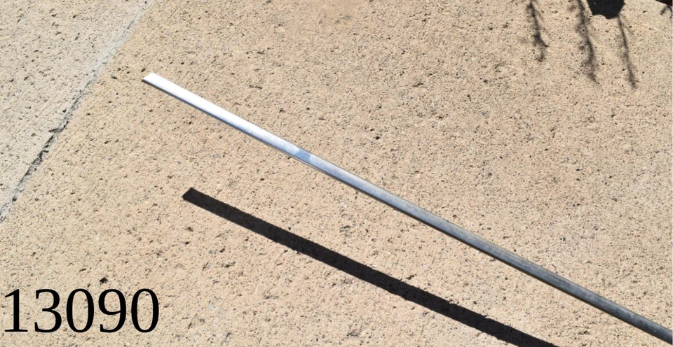 GMC Suburban 1960 1963 personalizado de lujo exterior superior derecho ventana pasajero moldura Foto 1 de 4