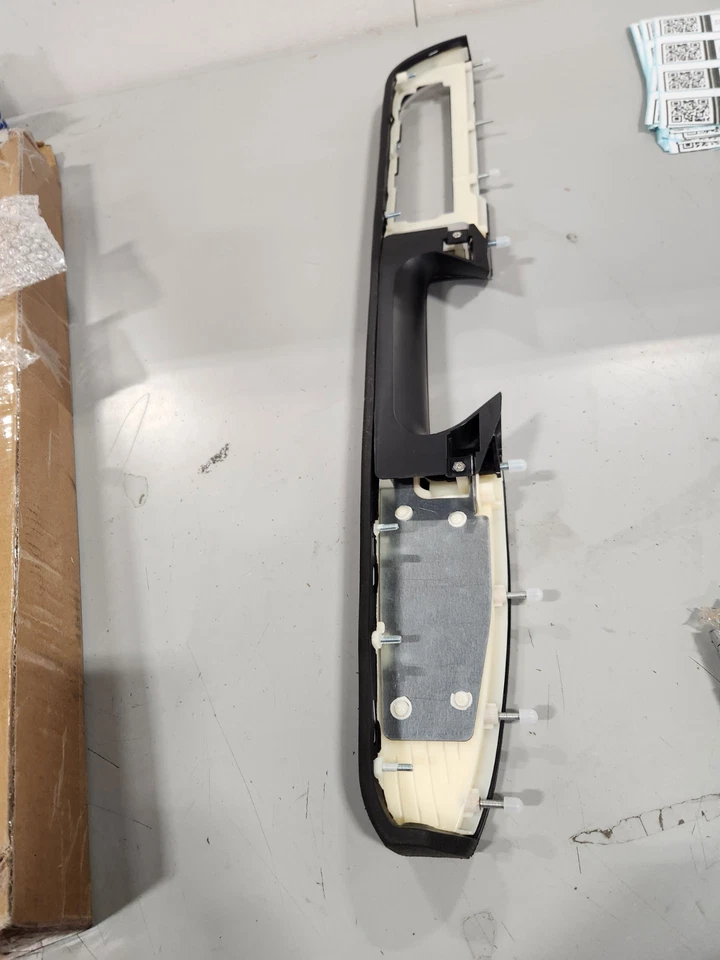 Reparación reposabrazos manija panel puerta izquierda conductor para Chevy GMC Tahoe Silverado 10-14 Foto 1 de 4