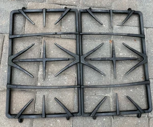 GE Profile 30" Black Metal Burner Grates Gas Cooktop Model JGP933SEK2SS Lot Of 2 - Picture 1 of 12