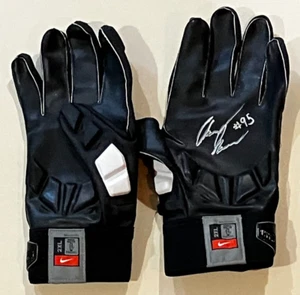 Von der University of Iowa Hawkeyes Football signierte Aaron Graves Linemen Handschuhe - Bild 1 von 3