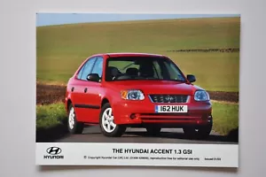 Foto Stampa Auto - Hyundai Accent 1.3 GSI 2003 - Rosso - Vista Anteriore/Laterale - Foto 1 di 1