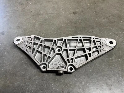 Soporte de montaje diferencial trasero OEM 3645 2005 2006 2007 2008 AUDI A4 2.0T B7 Foto 1 de 4