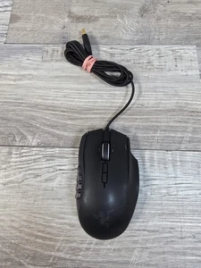 Razer Naga 2014 Rz01-0104 Gaming Mouse  Used - Tested & Working - Picture 1 of 6