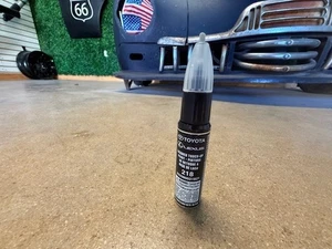 GENUINE TOYOTA TOP COAT ATTITUDE BLACK TOUCH-UP PAINT PEN 218 OEM 00258-00218-21 - Bild 1 von 7