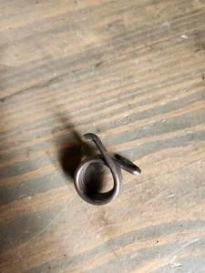 1996 YAMAHA BLASTER YFS200 SFHIT DRUM TORSION SPRING 90508-29749-00 - Bild 1 von 4