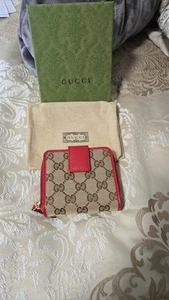 Gucci Women's Beige Original GG red Leather Trim French Flap Wallet 346056 New! - Picture 1 of 4
