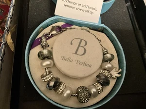 Bella Perlina Bettelarmband Perle/rauchgrau Kristall und Strass mit Box - Bild 1 von 2