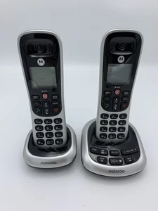 Motorola sistema telefonico risposta cordless base e 2 telefoni CD4012 - Foto 1 di 7