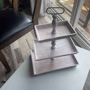 3 Tear Wooded Tray - Picture 1 of 4