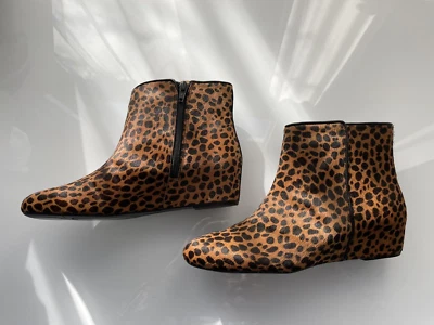 NWB Nine West Metalina Real Fur Ankle Boots -  Size 6 - Image 1 of 4