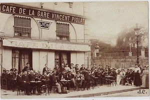 CPA - 69 - LYON - Café de la gare Vincent PIOLAT. - Picture 1 of 1