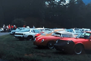 Porsche Car Show 35mm Photo Slide Vintage 1981 Porsche 911 356 + - Picture 1 of 3