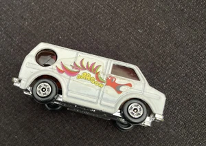 Bedford White Dragon Van Made In Hong Kong - Picture 1 of 7