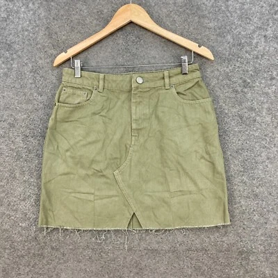 Minifalda vaquera verde con dobladillo crudo cremallera 6001 de Asos para mujer Foto 1 de 4