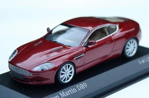 Aston Martin DB9 Bj. 2004-2012, rotmetallic, Minichamps-Modell im M. 1:43, OVP - Bild 1 von 6