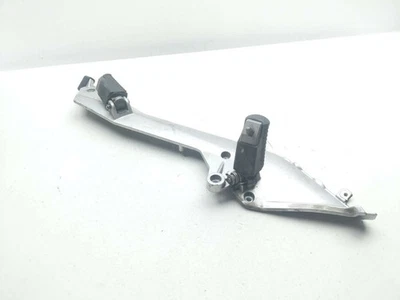 05-09 BMW R1200RT CLAVIJA DE CONDUCTOR DELANTERA DERECHA JUEGO TRASERO CON CLAVIJA DE PASAJERO 7675290-02 Foto 1 de 4