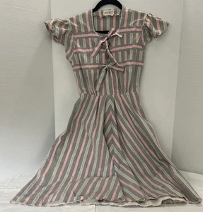 Vestido Vintage Mujer’s 1950’s Rosa Y Gris Tiras Por Neusteter’s Denver - Imagen 1 de 9