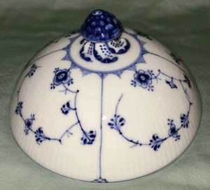 Vtg Royal Copenhagen Blue Fluted Plain round covered Ragout Plate domed lid - Picture 1 of 16