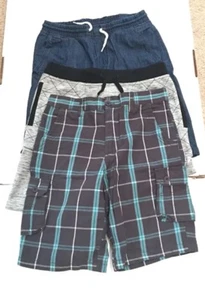 3 Pairs Of Boys Shorts Size 11-14 - Picture 1 of 3