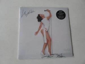 KYLIE Fever PARLOPHONE 20TH ANNIVERSARY WHITE VINYL LP & PRINT KYLIE MINOGUE - Imagen 1 de 8