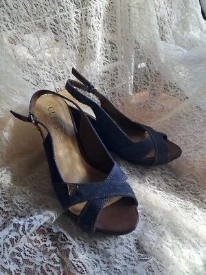 Tacones de cuña Guess Denim azul punta abierta talla 10 con correas en el tobillo Foto 1 de 4
