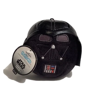 Hallmark Fluffballs Plüschornament Star Wars Darth Vader Neu mit Etikett - Bild 1 von 2