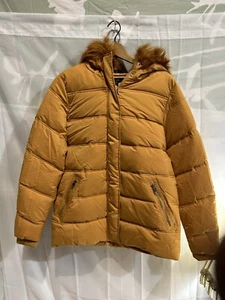 Runway Quilted Puffer Women’s Jacket Small - Picture 1 of 3