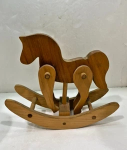 Vintage Volkskunst Holz 8" Schaukelpferd bewegliche galoppierende Beine - Bild 1 von 4