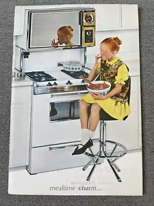 Vintage - 1966 Roper Range “Mealtime Charm…” Recipe Booklet - Picture 1 of 8
