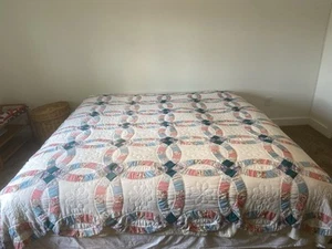 GEORGOUS Vintage Arch Quilt Size 84x84” Double Wedding Ring - Pink/Blues - Picture 1 of 10