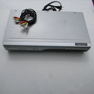Funai SV2000 DVD Recorder WV10D6 With AV Cables No Remote - Picture 1 of 9