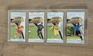 Football Champions Wizards 2001/02 Artset 4x Booster Sealed FRA Set Base - Foto 1 di 2