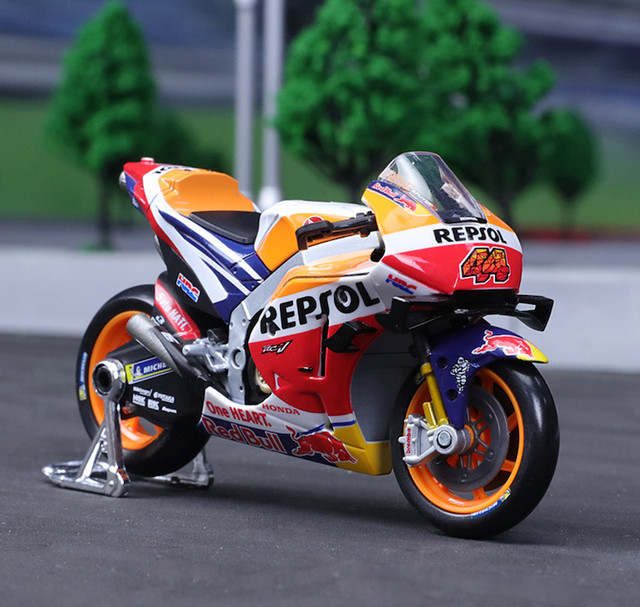 1/18 MOTO GP 2021 REPSOL HONDA RC213V - Miniaturas colecionáveis