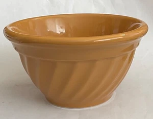 Magnolia Quality Goods Fluted Stoneware Bowl Harvest Gold Micro/Dish Safe - Picture 1 of 4