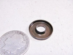 86 HONDA GL1200A GOLD WING INNER/OUTER INTAKE/EXHAUST VALVE SPRING SEAT - Picture 1 of 4