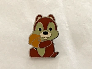 Disney Trading Pin / Chip The Chipmunk with Acorn / Used Great Shape / From 2010 - Picture 1 of 5