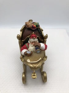 2004 PLOTTING THE COURSE Santa Sleigh Club Exclusive Hallmark Keepsake Ornament - Picture 1 of 5