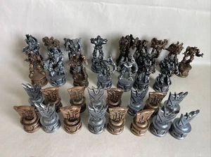 TransFormers Chess Set 2007 Parker Brothers Individual Pieces - Picture 1 of 13