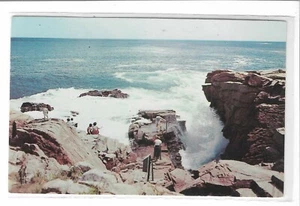 VTG Postcard Thunder Hole Acadia Nat'l Park Mt Desert Island Bar Harbor Maine - Picture 1 of 2