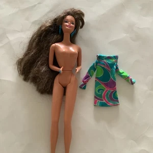Totally Hair Teresa Barbie Muñeca Largo Cabello Marrón Golpes Morena Pendientes De Colección 1991 - Imagen 1 de 9